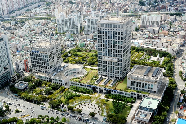 부산시가 예비사회적기업을 통해 지역문제 해결 및 일자리 창출 등 주민들의 삶의 질 향상을 도모한다. [사진제공=부산광역시]