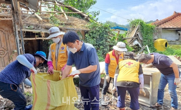 감곡면, 대한적십자 봉사회 감곡지회 주거환경 개선사업 (사진=음성군 제공)