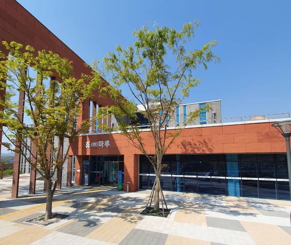 원주추모공원, 코로나19 사망자 급증에 화장로 추가 운영 < 강원 < 전국 < 기사본문 - 내외뉴스통신 원주추모공원, 코로나19 사망자 급증에... 