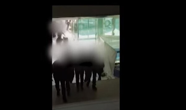 18일 통일부가 공개한 탈북어민 북송 장면을 담은 동영상. (YTN 화면) 