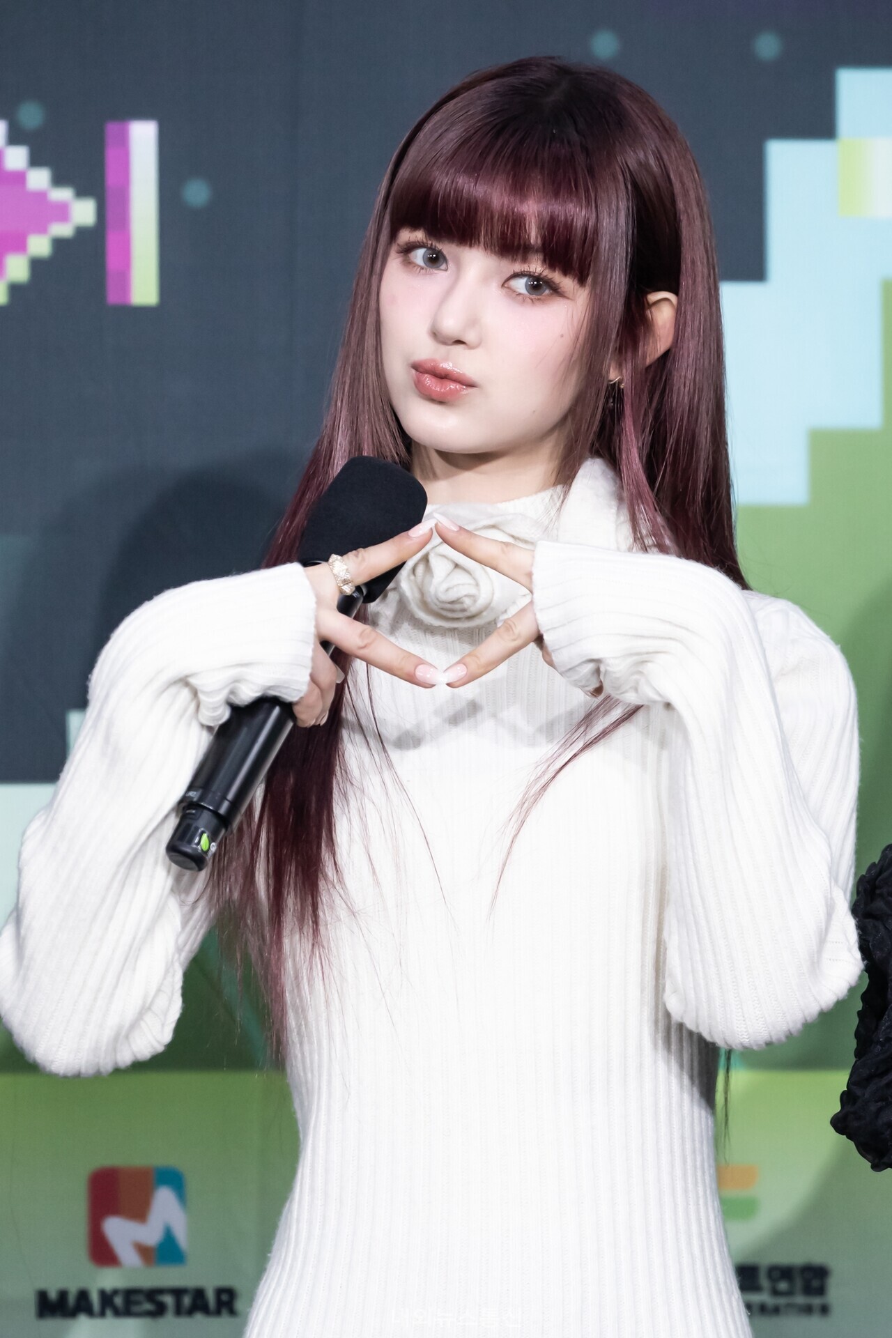 [포토] 뉴진스(NewJeans) 다니엘 아리따운 미모 < 연예 < 연예... 기사본문 - 내외뉴스통신 [포토] 뉴진스(NewJeans) 다니엘 아리따운 미모