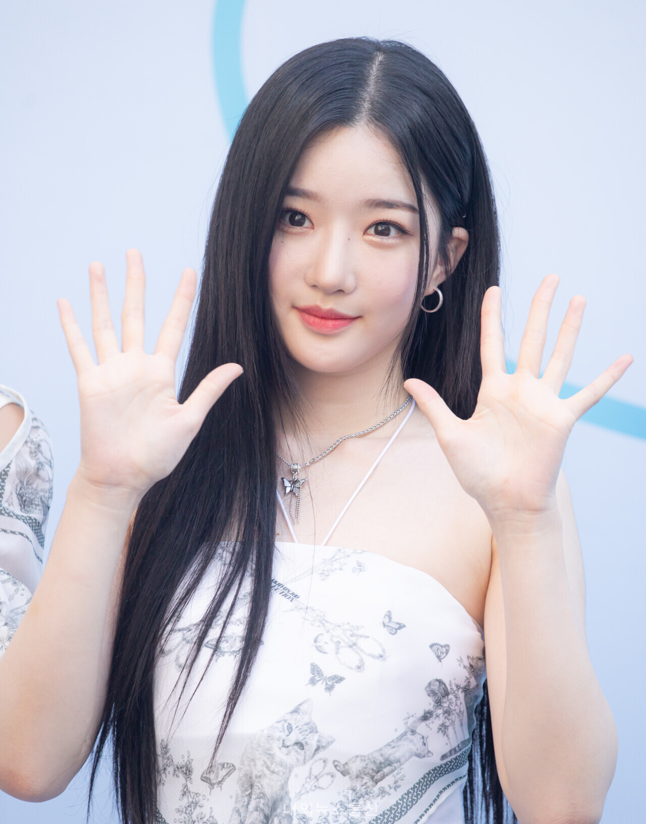 [포토] tripleS (트리플에스) 김유연 지적인 미모 < 연예 < 연예... 기사본문 - 내외뉴스통신 [포토] tripleS (트리플에스) 김유연 지적인 미모